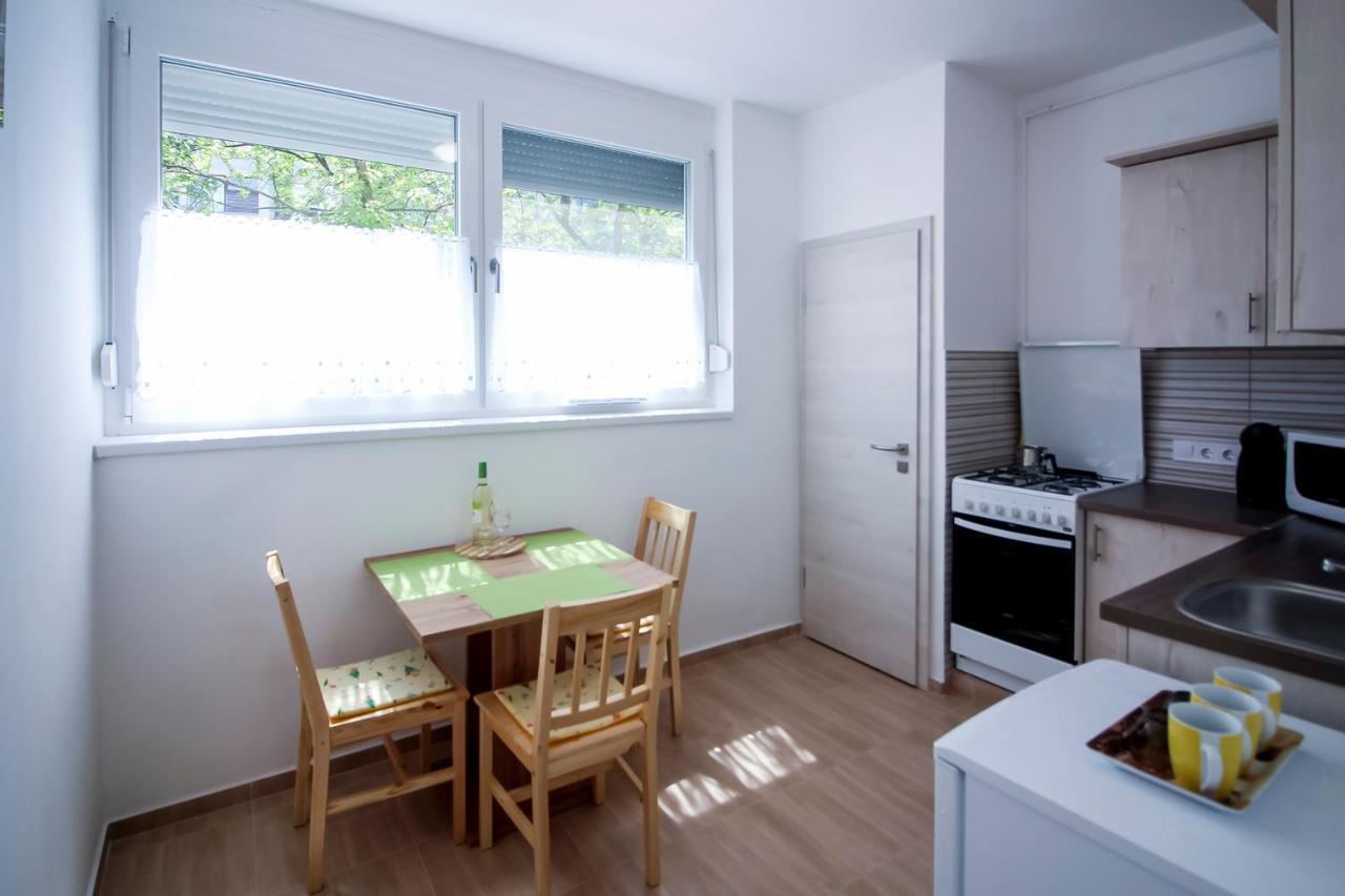 Helios Apartman Szeged Apartment Exterior foto