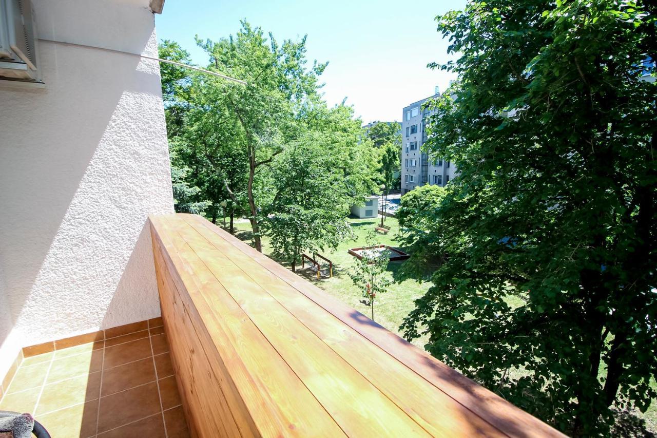 Helios Apartman Szeged Apartment Exterior foto